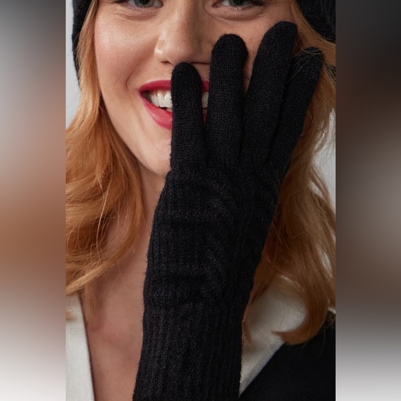 NY&C Cable Knit & Glove Set - Picture 3 of 3